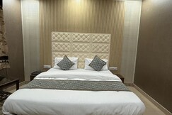 Hotel Om Internationalj