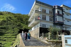 Pathyil Moonberg Holiday Apartment