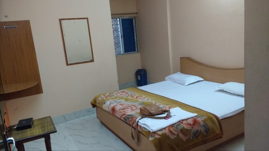 Hotel The Bheigo - Tap to explore photos