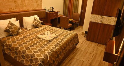 SWET PALASH RESORT Room Type - Super Deluxe Room with Balcony