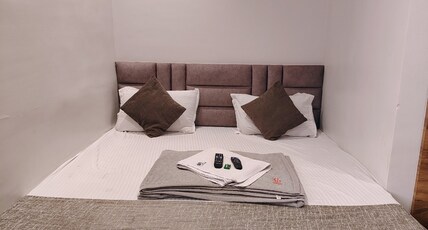 Hotel Pragati Inn Room Type - Semi Deluxe Non AC Room