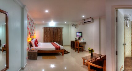 Ministers kourt Room Type - Deluxe Double Non AC Room