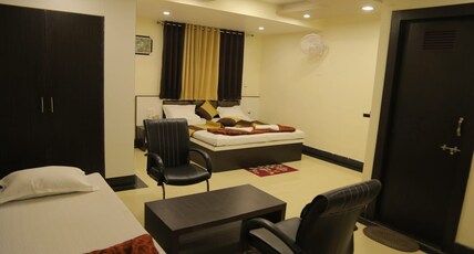 Hotel Venus 5 Min. Walking Distance from Dargah Room Type - Non Ac Three Bed Room Hotel Venus 5 Min. Walking Distance from Dargah Room Type - Non Ac Three Bed Room