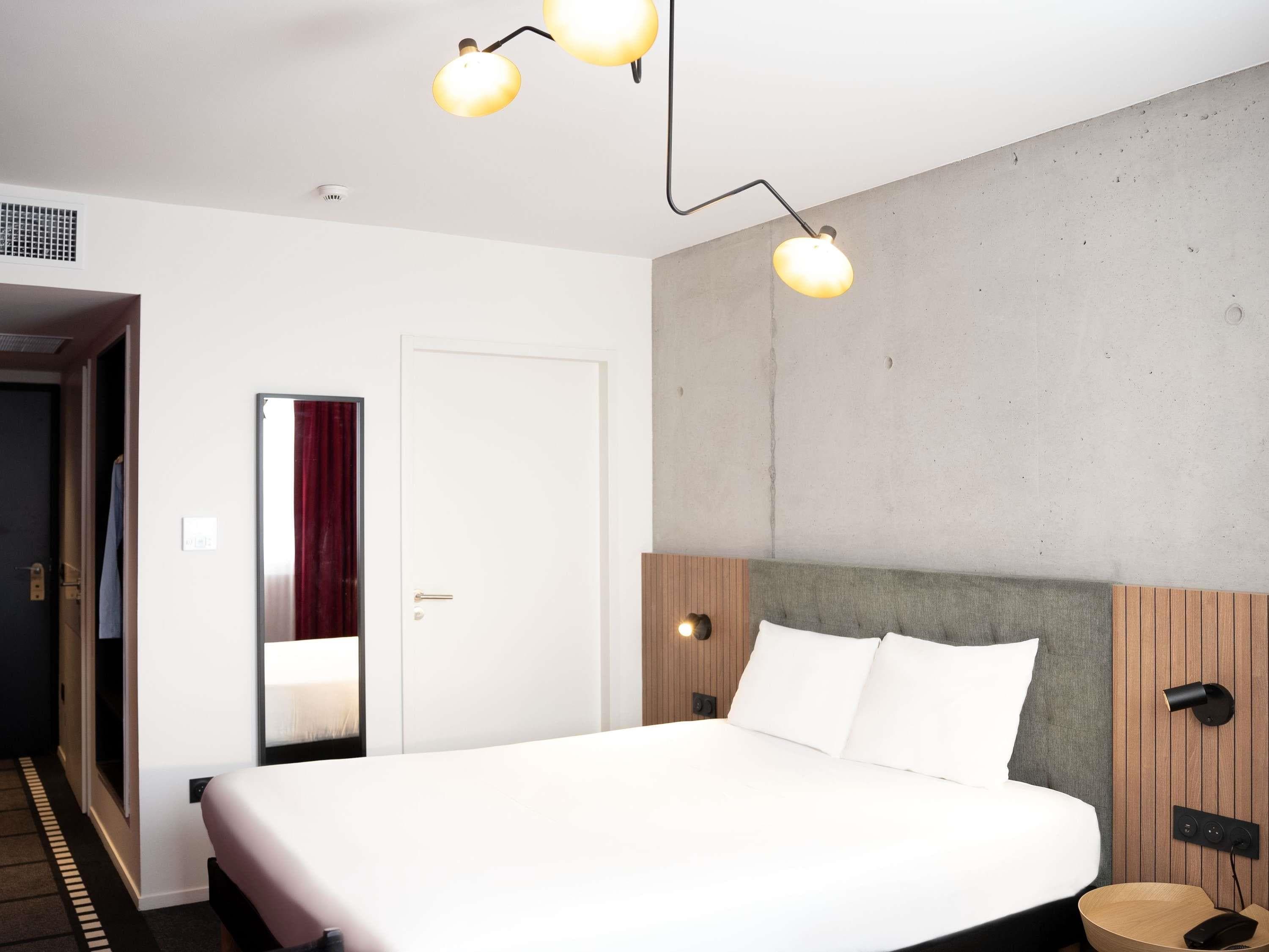 Ibis Styles Lens Centre Gare - Tap to explore photos