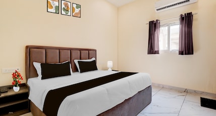 Super Townhouse Oak Army Aviation Base Jhansi Room Type - Deluxe Super Townhouse Oak Army Aviation Base Jhansi Room Type - Deluxe
