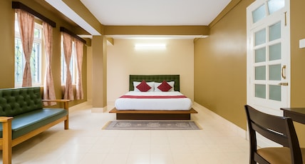 Sparrow Juniper Tree 2 min walk To Mg Marg Room Type - Family Room Two Interconnected Room Sparrow Juniper Tree 2 min walk To Mg Marg Room Type - Family Room Two Interconnected Room