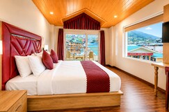 The Gold Leaf Manali