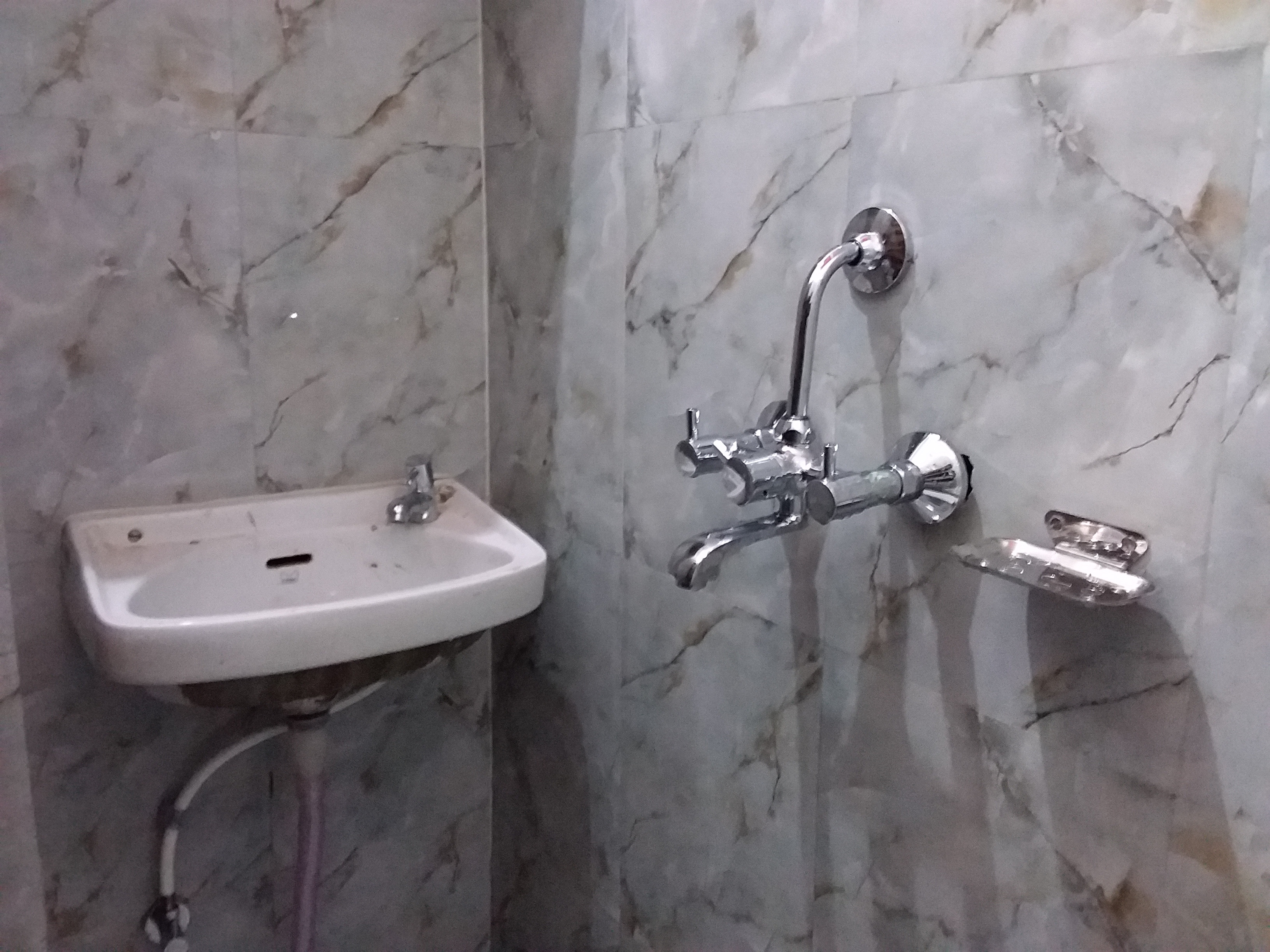 Hotel Vineet - 1 km from Prayagraj Junction railway station - Tap to explore photos