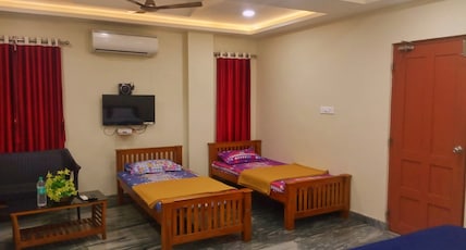 Metropolitan Serviced Villa | 10 min to Kaloor Stadium Room Type - Apart II (1st Floor - New Portion) Metropolitan Serviced Villa | 10 min to Kaloor Stadium Room Type - Apart II (1st Floor - New Portion)