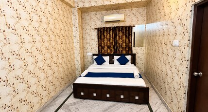 Hotel Royal Amar Room Type - Economy Room Hotel Royal Amar Room Type - Economy Room