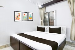 Hotel O Continental Restuarant & Cafe