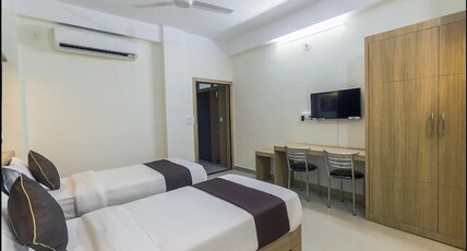 HOTEL JAYSHA Room Type - DELUXE single room