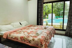 The Riverland farm, karjat