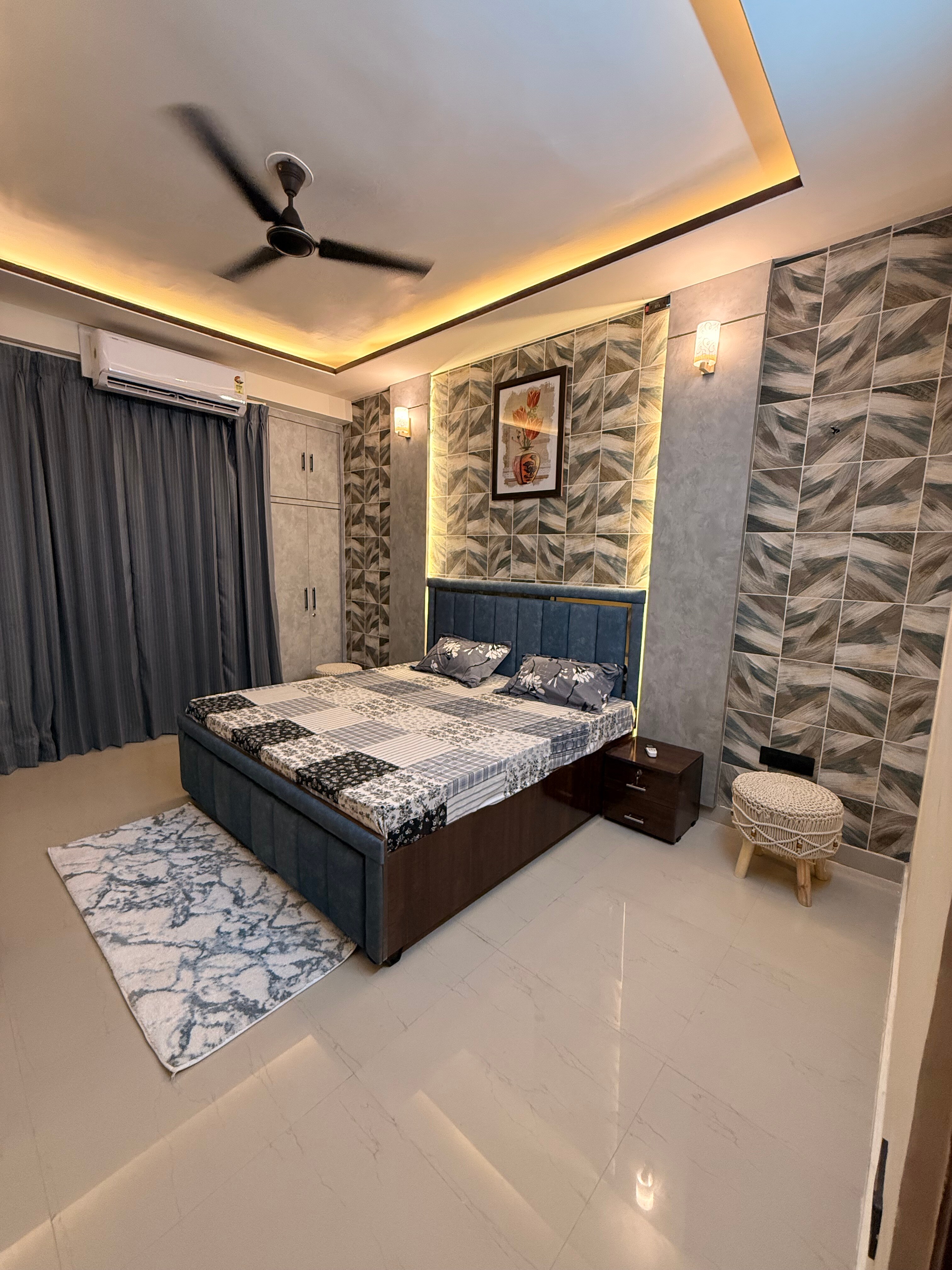 Premium 2BHK Private Balcony Near Regency - Tap to explore photos