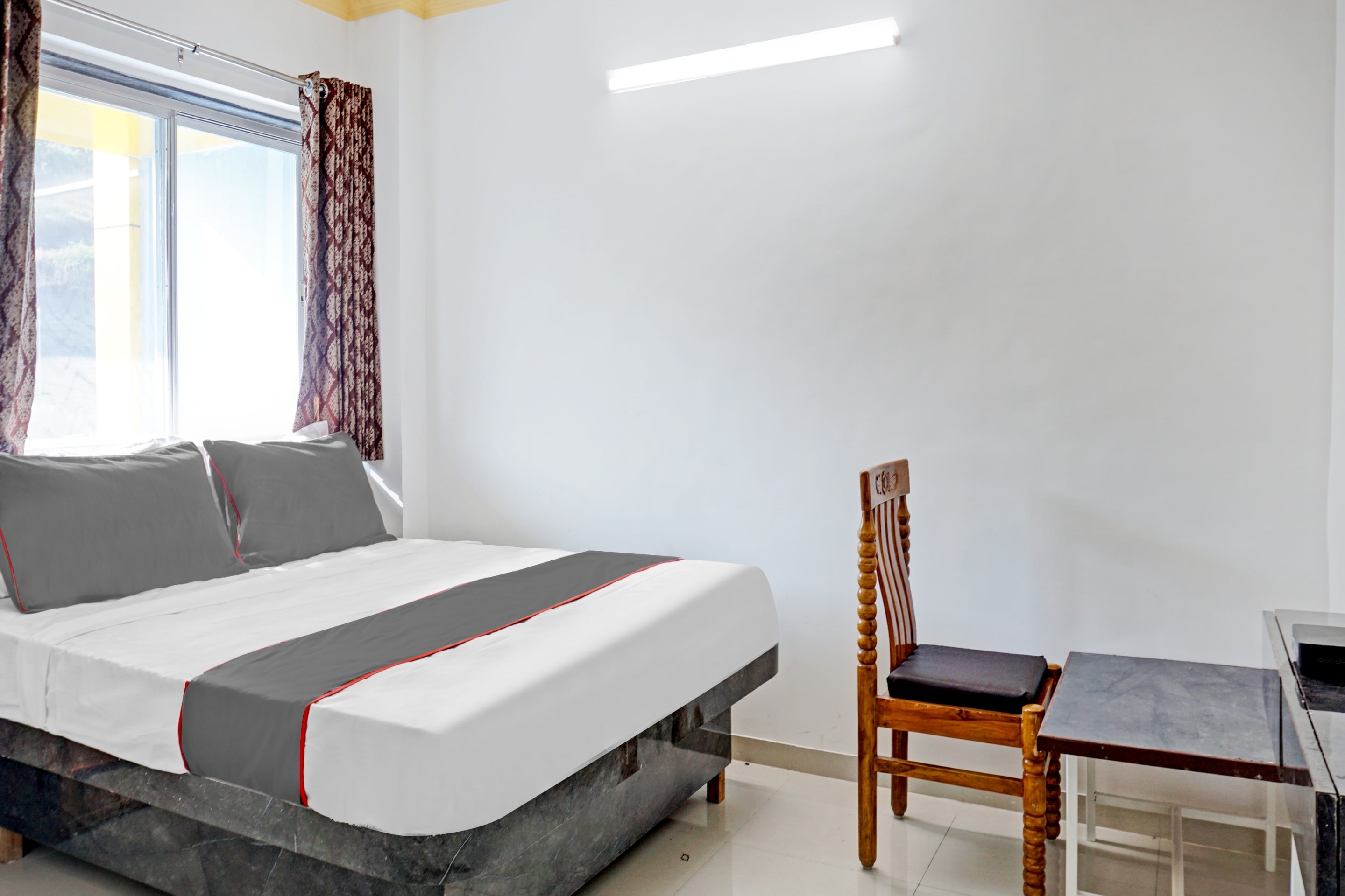 Hotel O Maurya - Tap to explore photos