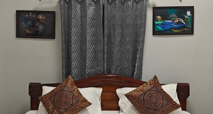 THE KRISHNA PALACE Room Type - Deluxe Room