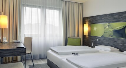 Mercure Hotel Koblenz Room Type - Standard Room with double bed, air-conditioned