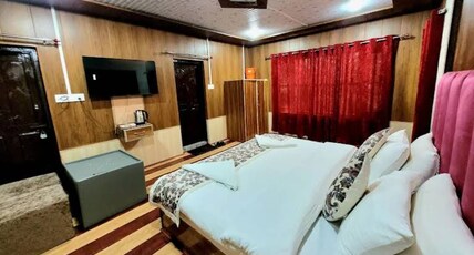 Rose Resort Room Type - Bedroom 5