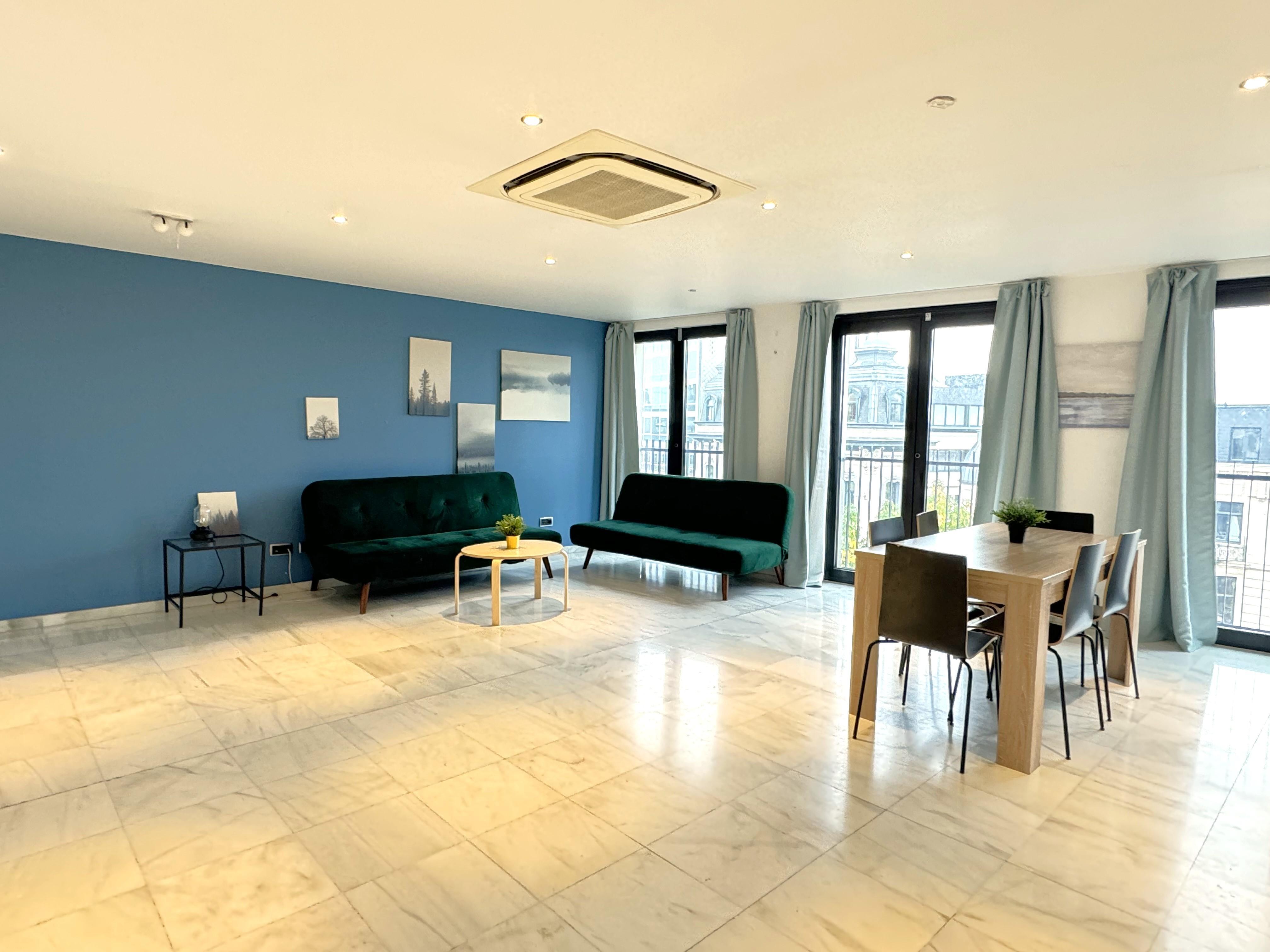 Marble Lodge 3-bedroom - Tap to explore photos