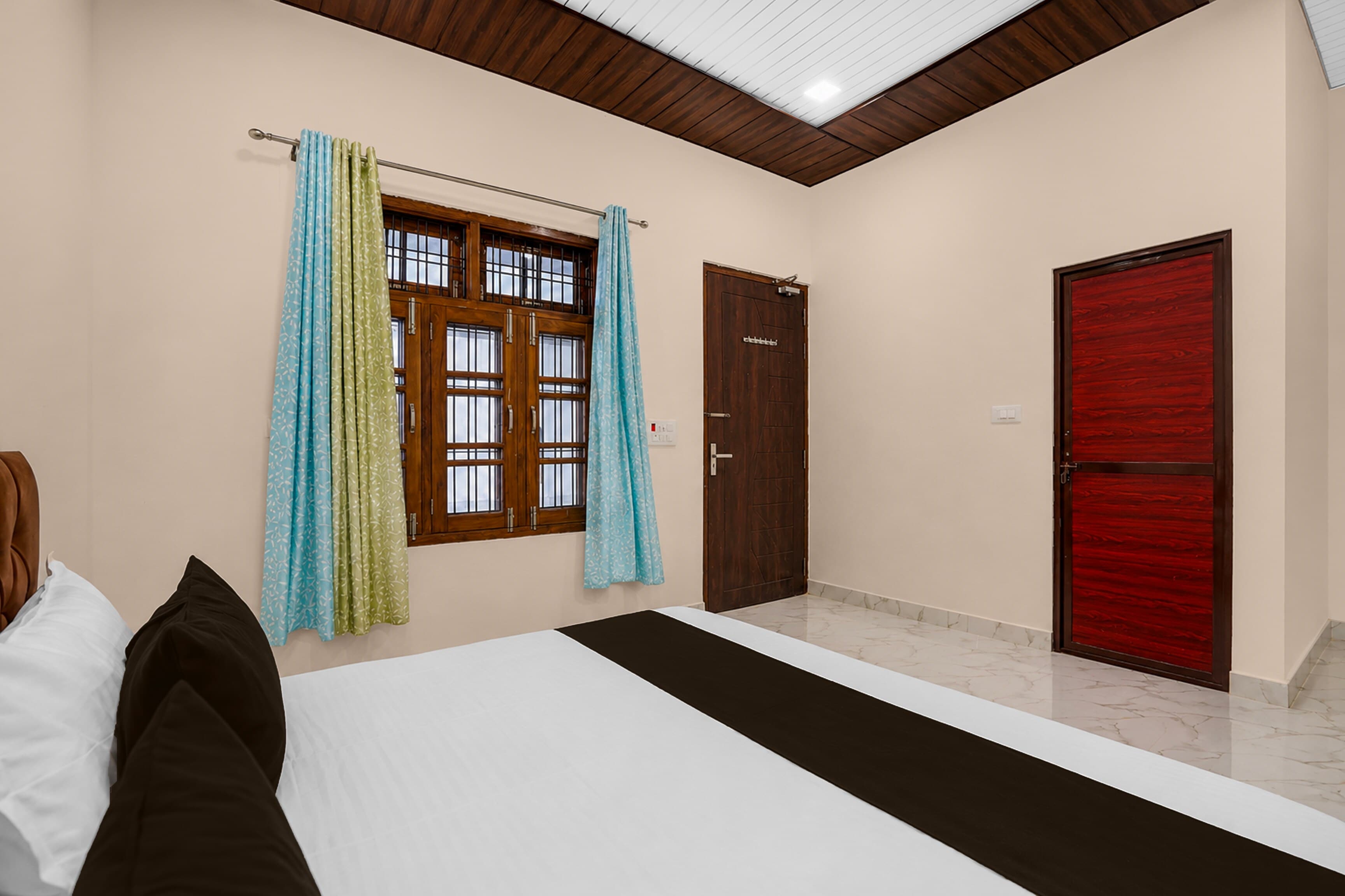 Hotel O Ganeshpur Inn - Tap to explore photos