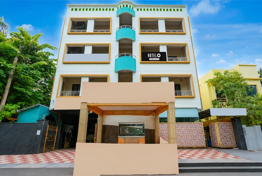 Hotel O Aarshi Palace