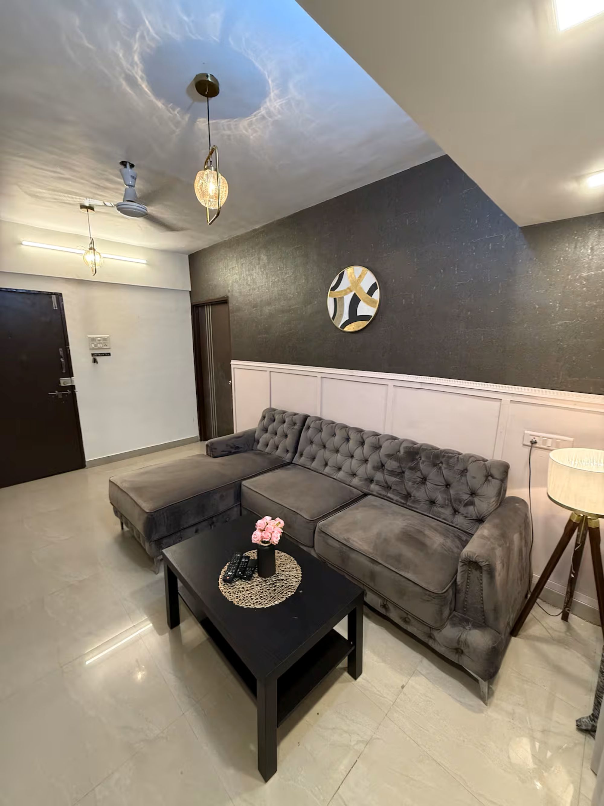 Luxury 2bhk near Atal Setu Bridge - Tap to explore photos