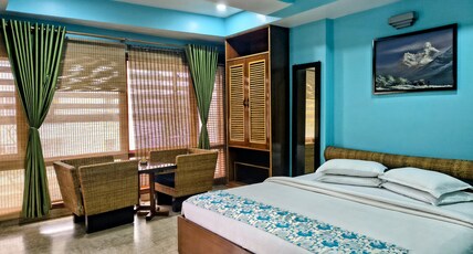 Hotel Rains Inn Room Type - Executive Room