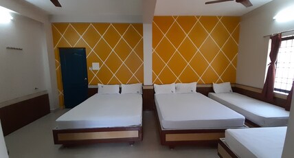 A.S.K Residency Room Type - SIXBED NON AC ROOM