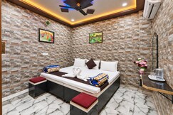 Varanasi Dream Guesthouse I Near Kashi Vishwanath