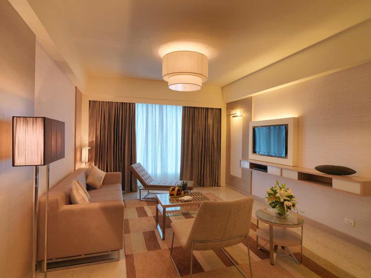 Radisson Blu Hotel Greater Noida - Tap to explore photos