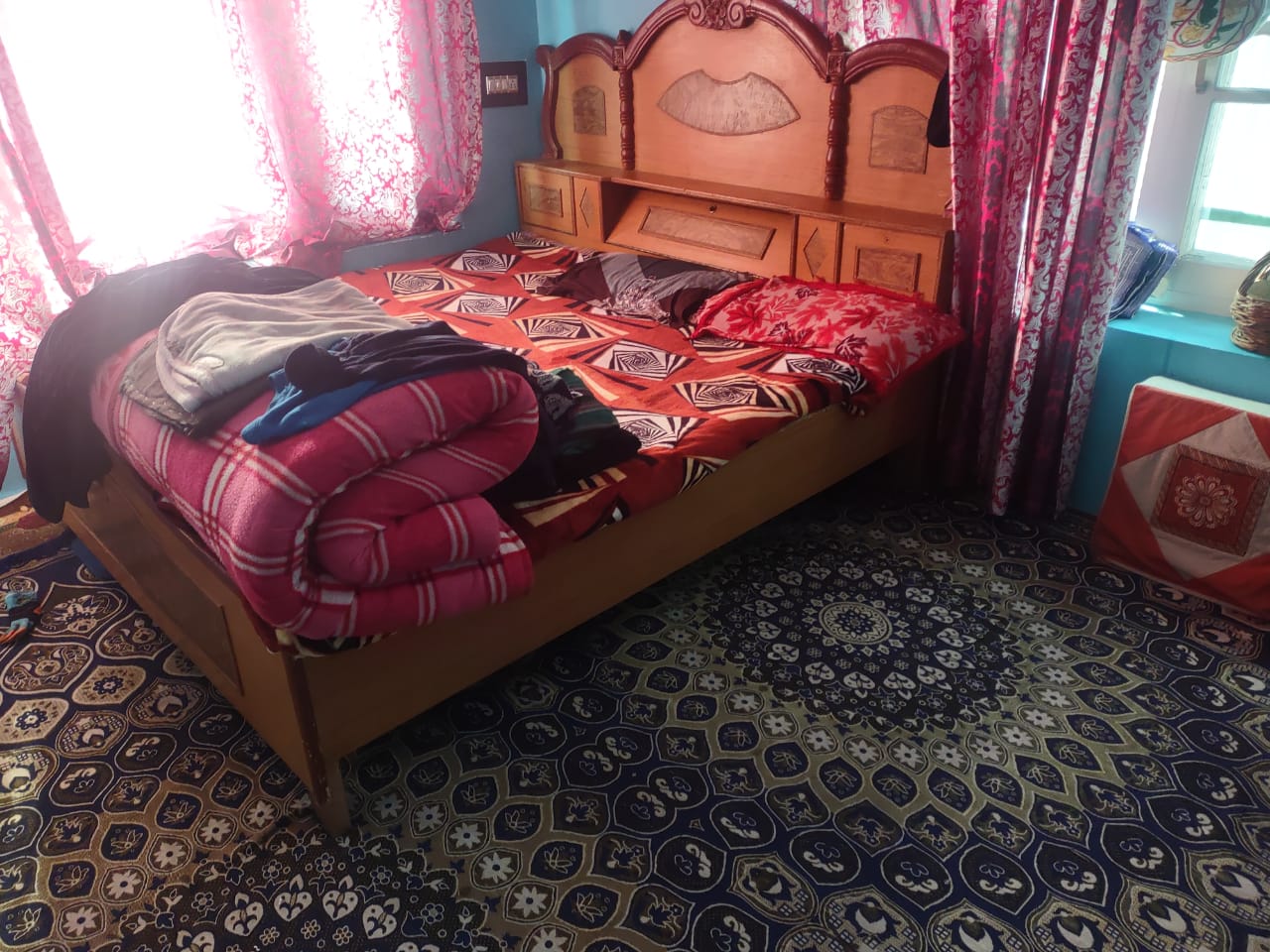 Aynoor Homestay - Tap to explore photos