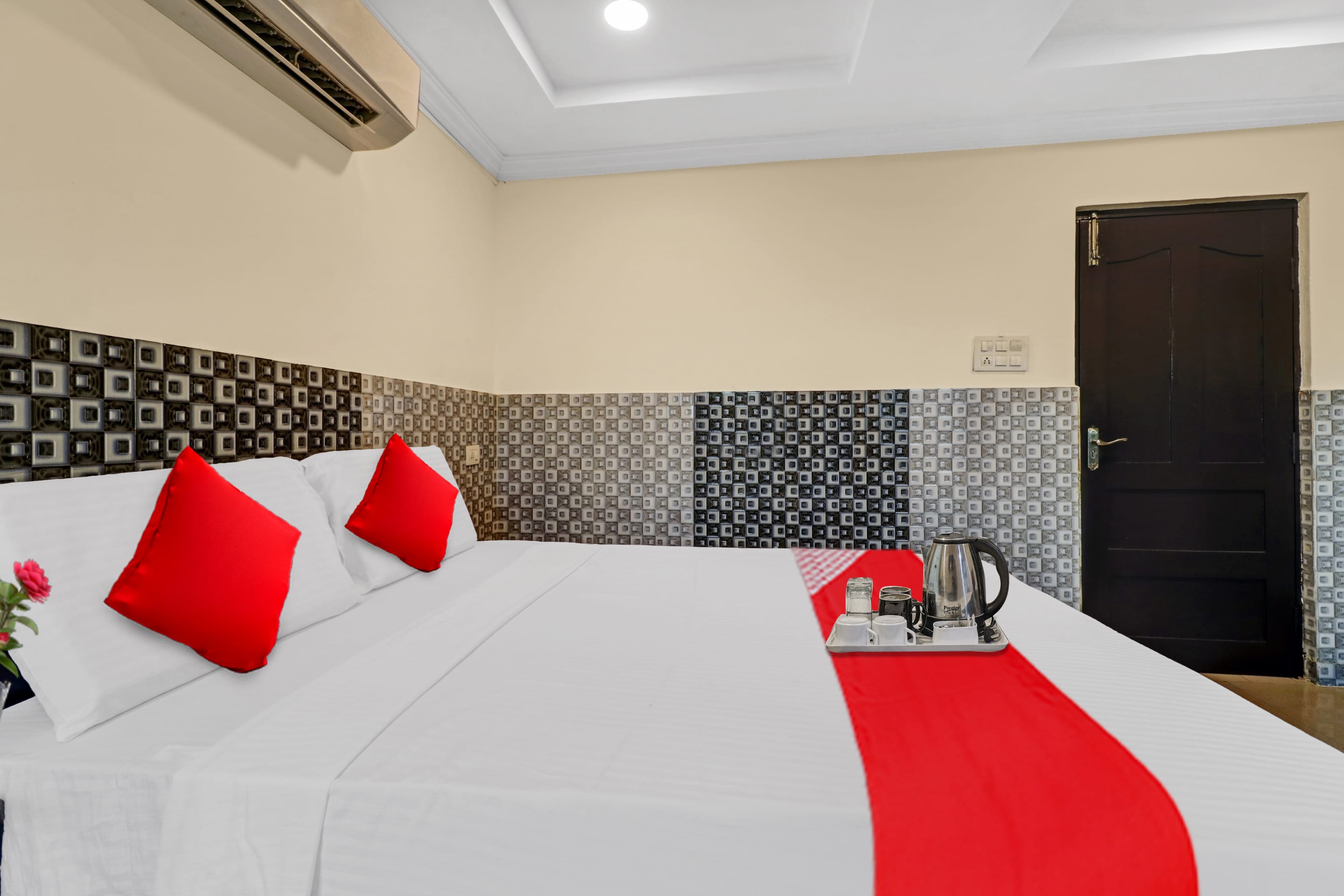 Hotel O Satya Manorama Inn - Tap to explore photos