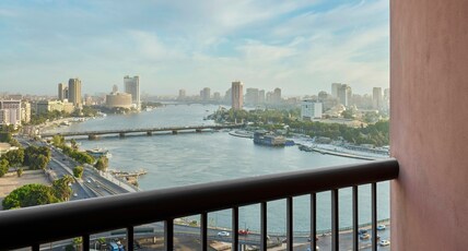 Ramses Hilton Room Type - KING DELUXE ROOM NILE