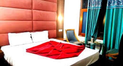 Solo Home Homestay | Room & Kitchen Room Type - Deluxe Room
