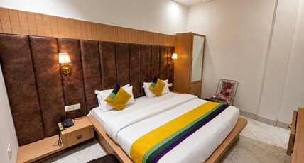 POP 84741A Hotel Sehdev Residency Room Type - Classic