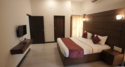 Nijaguna Resort Room Type - Deluxe ac Room