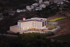 juSTa Luxe Sajjangarh Resort & Spa