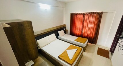 B SIX HOTEL Room Type - Standard Triple Room Non AC
