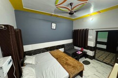 Leela Palace | Near Ram Path