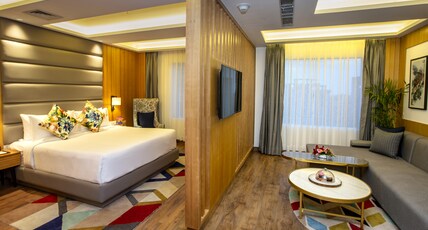 Ramada by Wyndham Katra Station Road Room Type - 1 King Bed, Suite, Non-Smoking