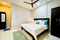 KINIS Bistro| Cottages