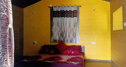 Man vs Miles | Rooms in a Villa Room Type - Cottage