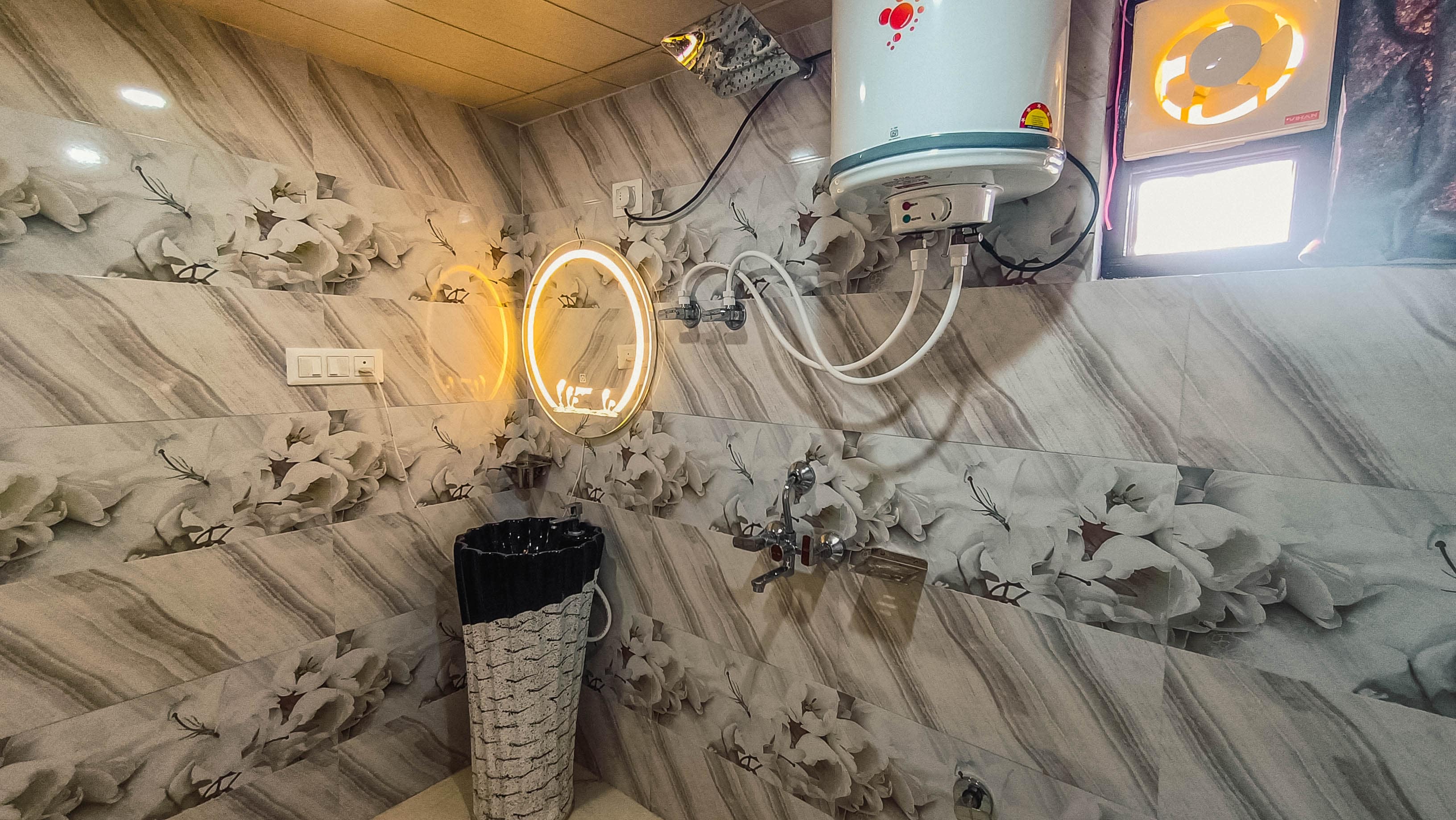 Forest Heaven Suite 1BHK - Tap to explore photos