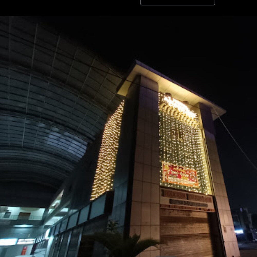 Hotel Asiana Sky - Tap to explore photos