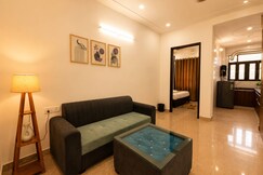 Address of Cloud9 Sky Suites Sector52 Near Artemis Hospital