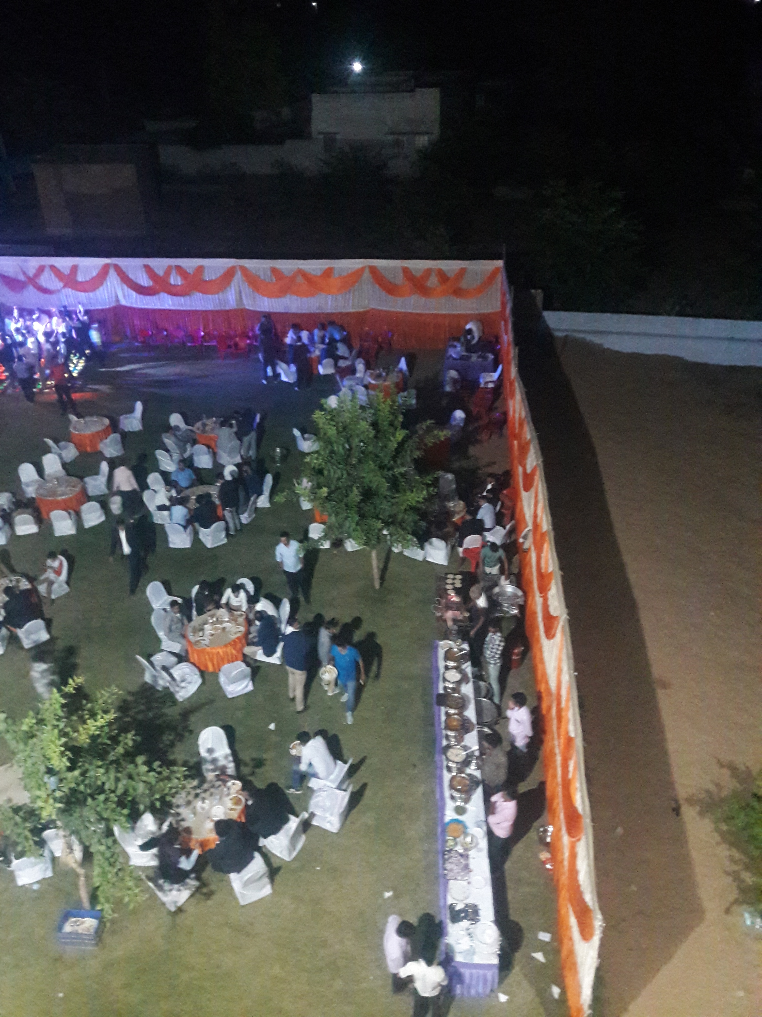 PARK VIEW HOTEL & RESTAURANT - Tap to explore photos