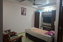 A quiet room to relax stay or fun
