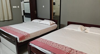 Balaji Comforts Room Type - 4 Bedded Room AC