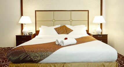 Rest Night Serviced Apartments- AlHamra Room Type - Two-Bedroom Apartment