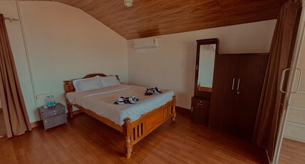 Omkar beach bungalow Room Type - Sea View Cottage With Garden AC Room